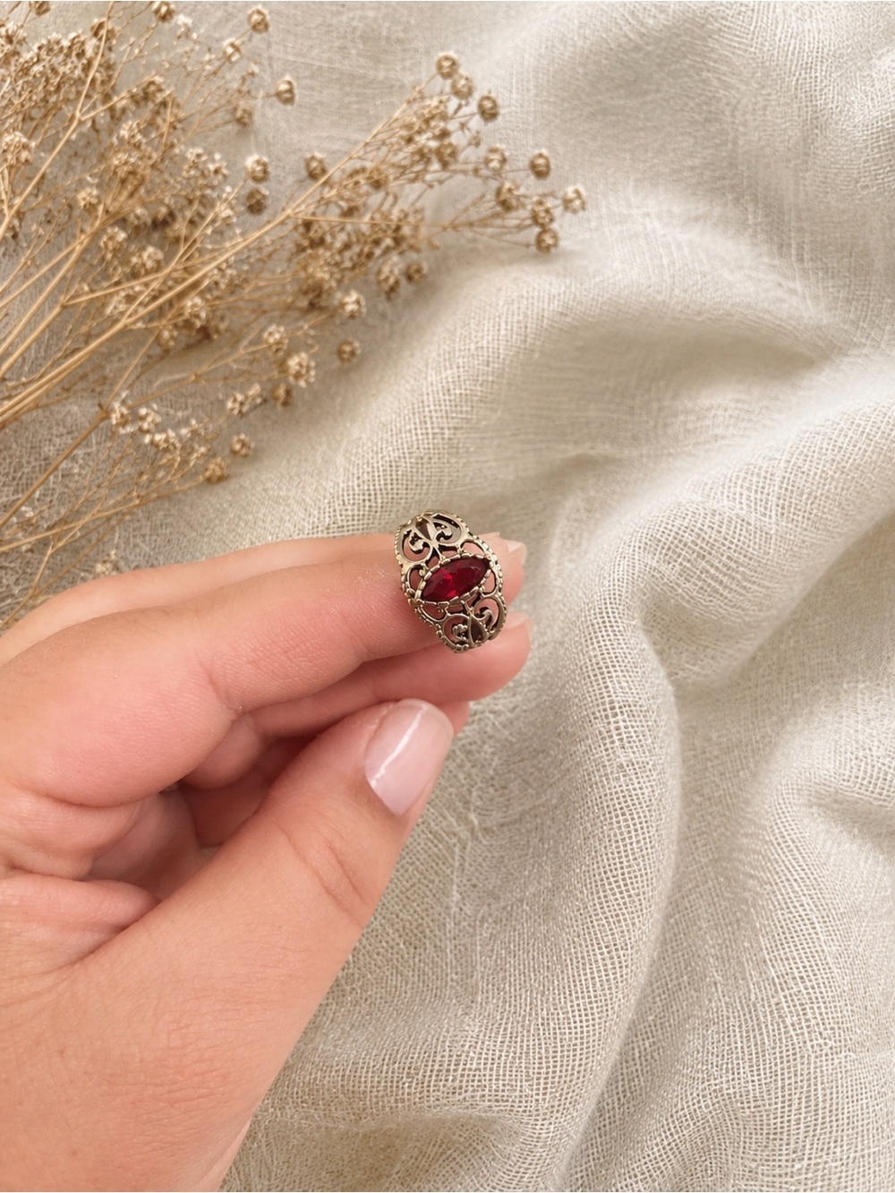 Vintage ESPO 14K GE Filigree Ring Red Garnet Ruby Style Stone Size 7